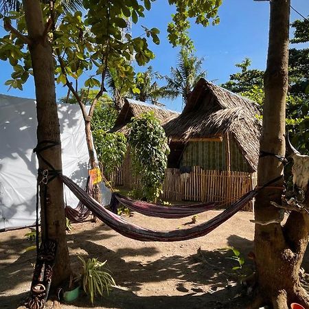 Daanbantayan Tribal Huts Communityホステル エクステリア 写真
