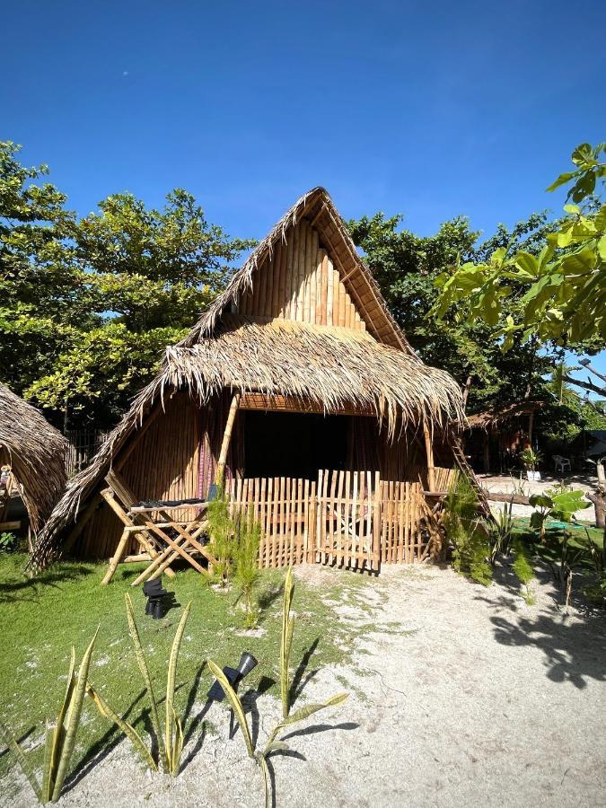 Daanbantayan Tribal Huts Communityホステル エクステリア 写真