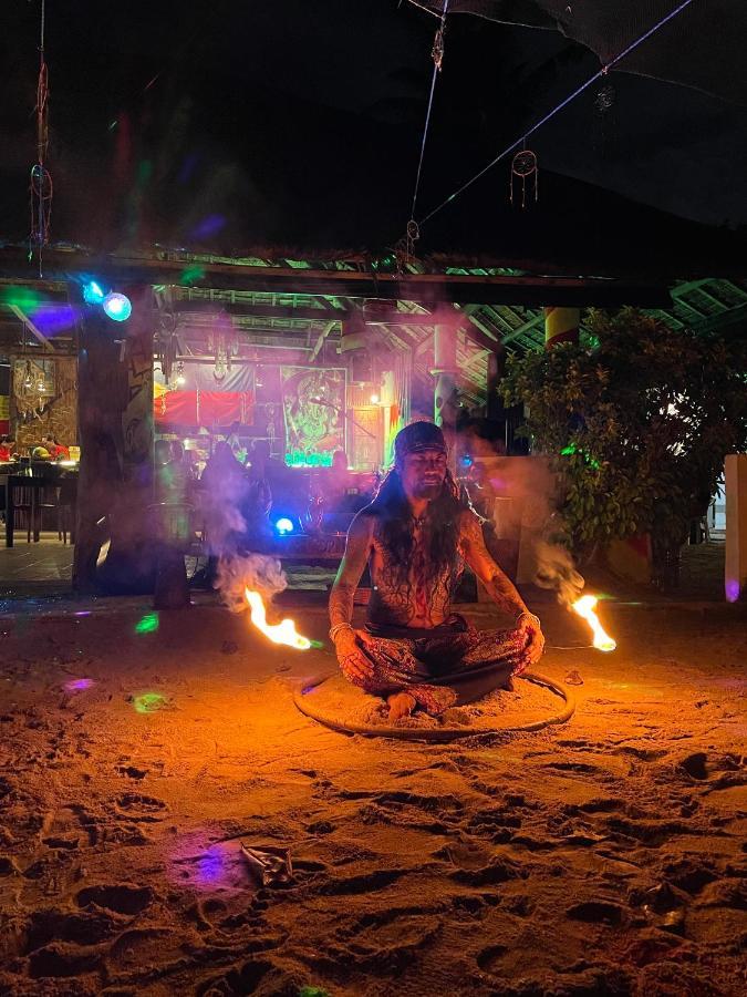 Daanbantayan Tribal Huts Communityホステル エクステリア 写真